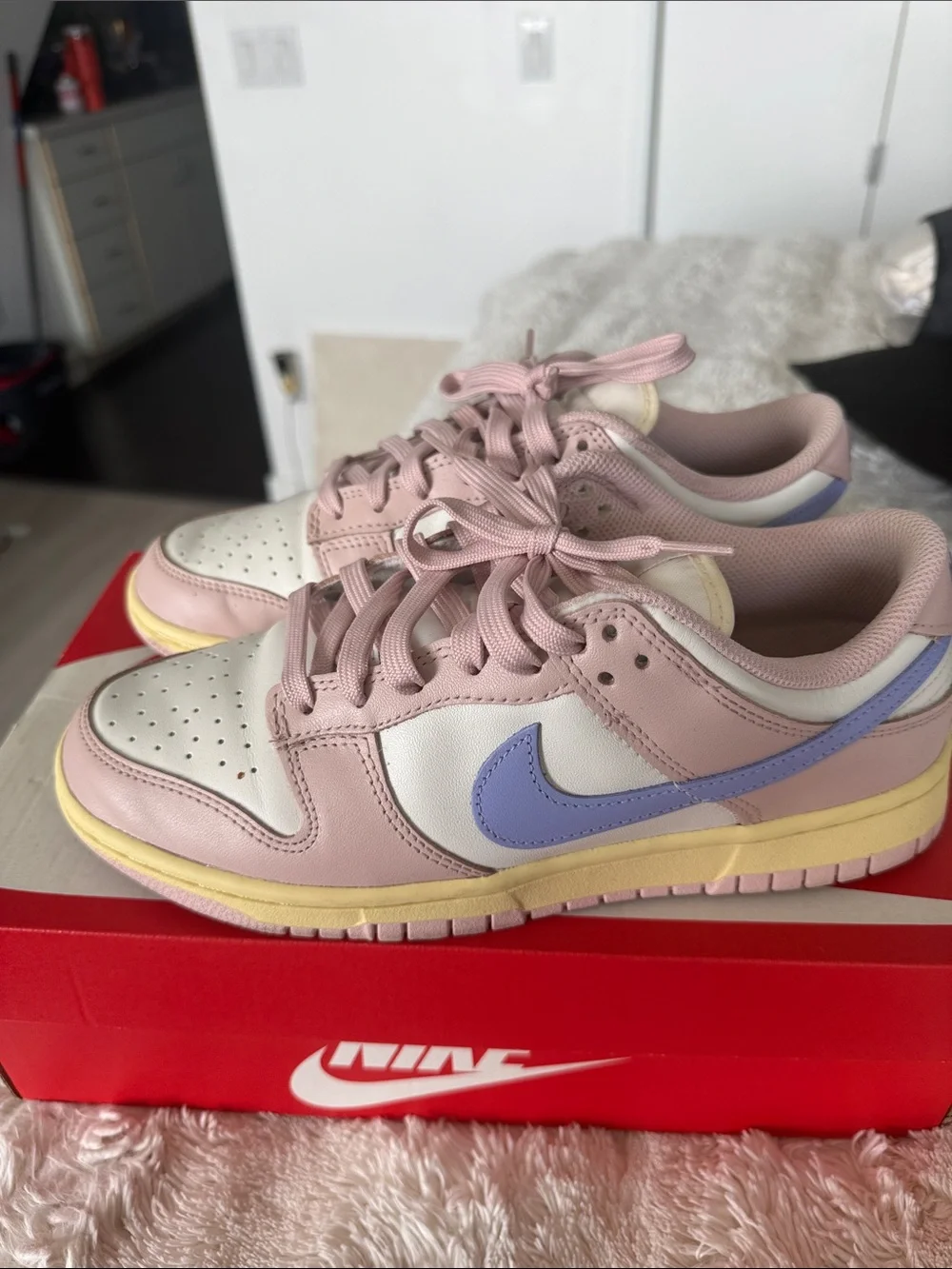 Women’s Nike Dunks Pink Sz 9
